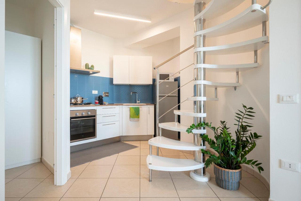 Sea View Apartment *